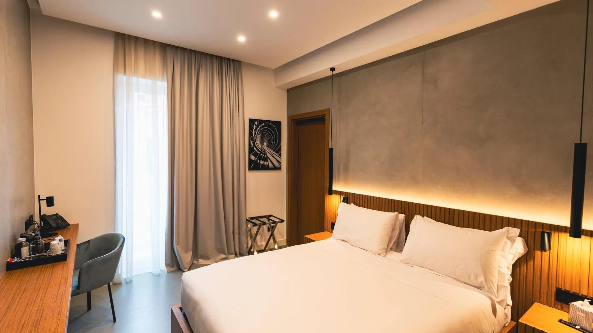 J Maluni City Hotel Rome