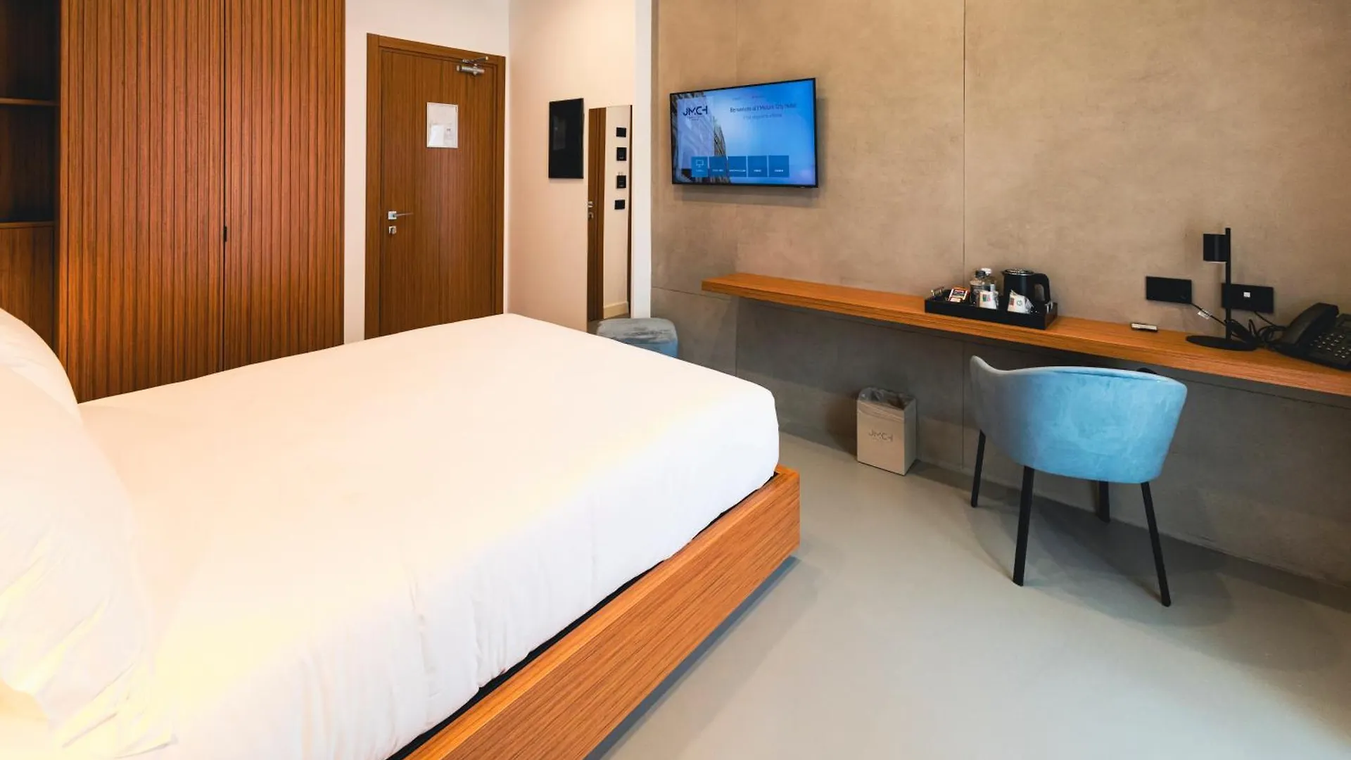 J Maluni City Hotel Roma