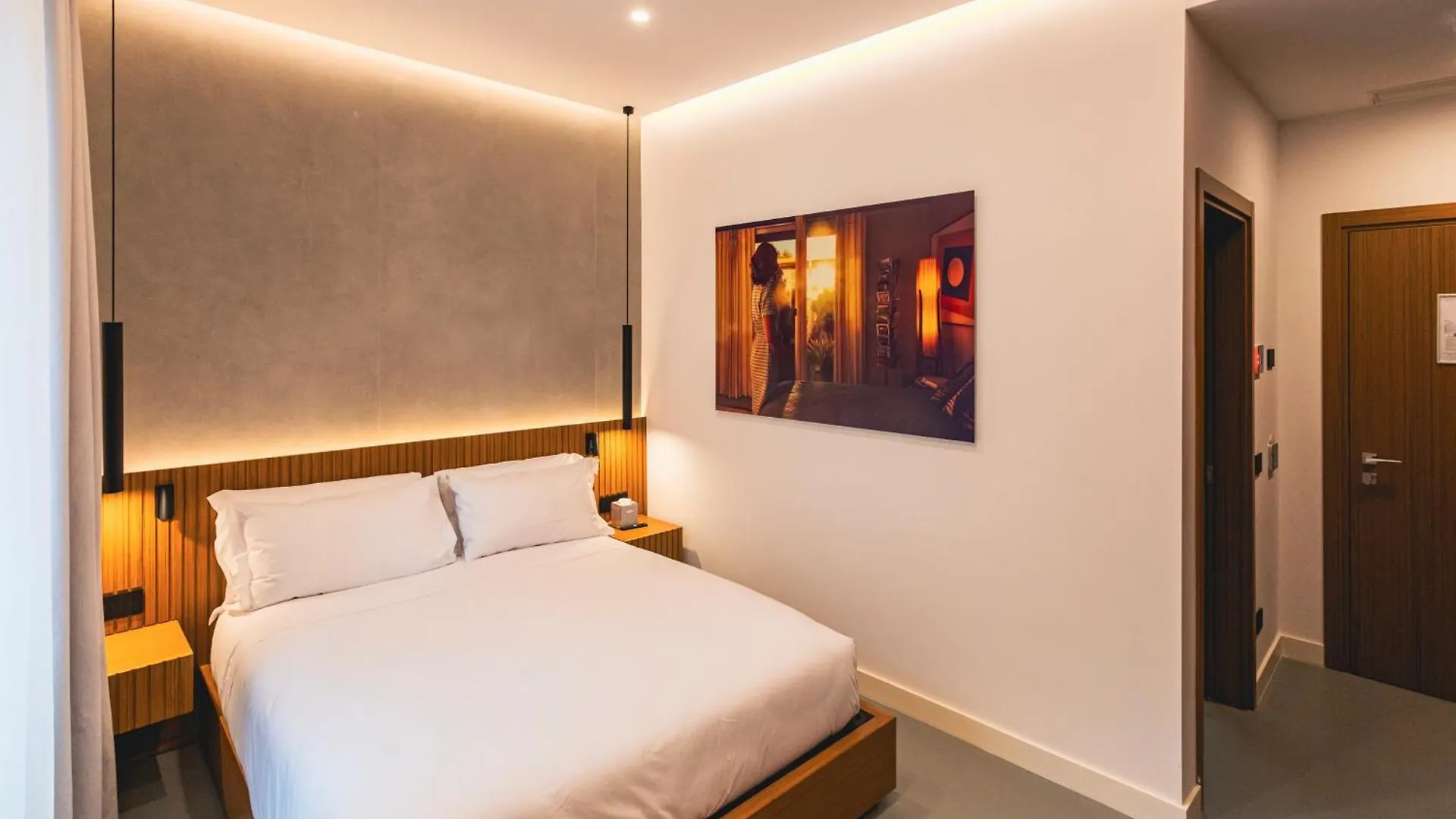 J Maluni City Hotel Rzym